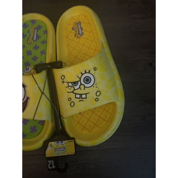 SPONGEBOB SQUAREPANTS SLIDES. BRAND NEW. ADULT SIZE 12 - Picture 5 of 6